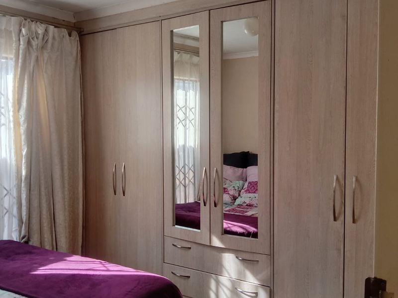 **🏡 Property For Sale - Photo 9