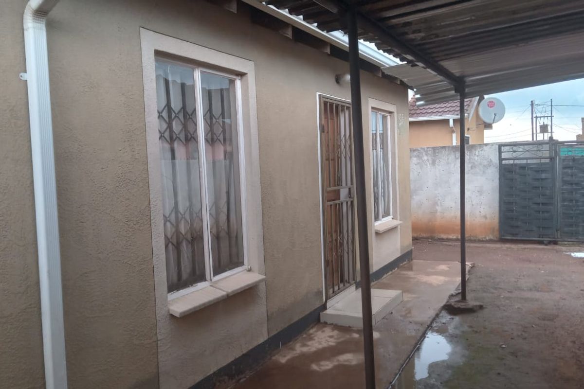 **🏡 Property For Sale - Photo 2