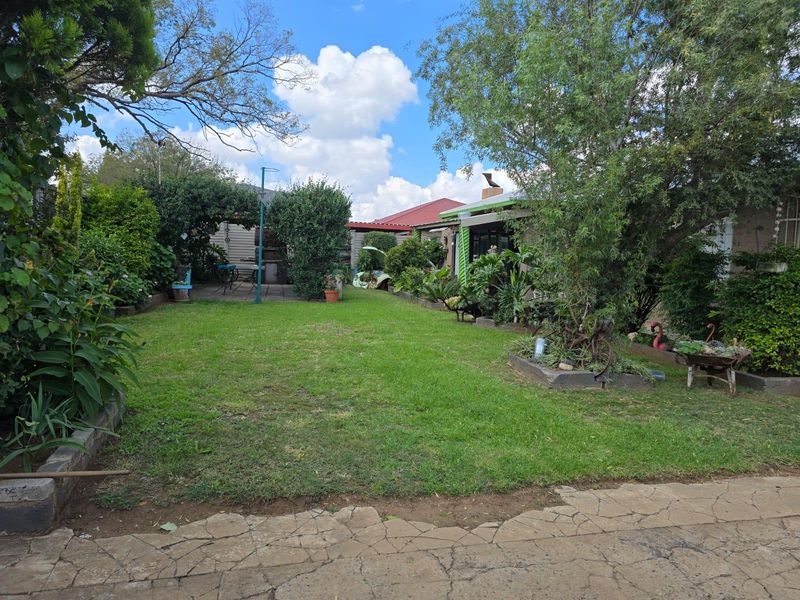 Spacious family home for sale - Photo 1