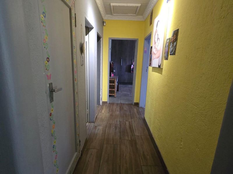 Spacious family home for sale - Photo 7