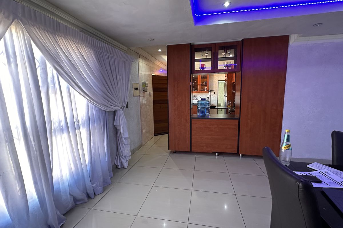 House Pending Sale In Evaton - Photo 5