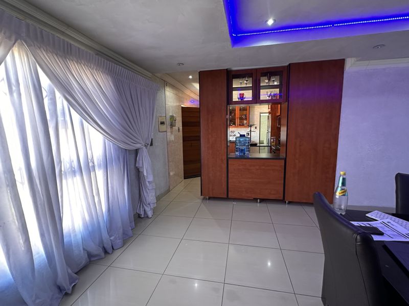 House Pending Sale In Evaton - Photo 5