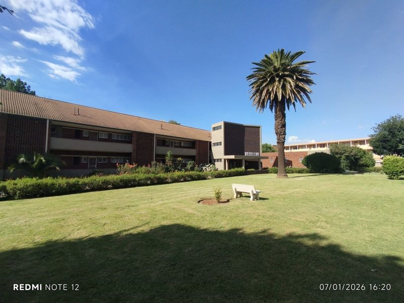 Stunning 2-bedroom ground floor Three Rivers - Photo 1
