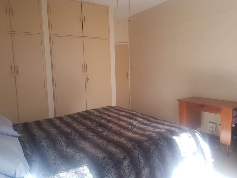 Stunning 2-bedroom ground floor Three Rivers - Photo 8
