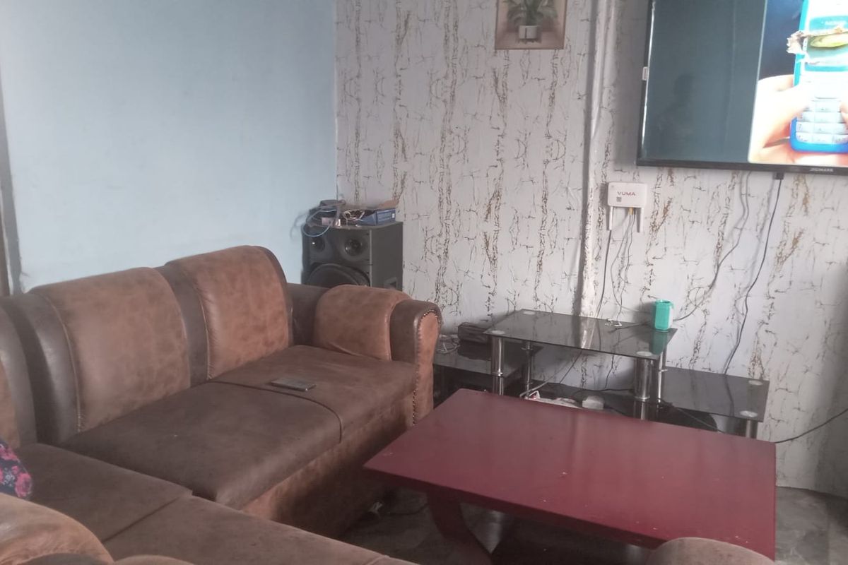 2 Bedroom house for sale - Photo 3
