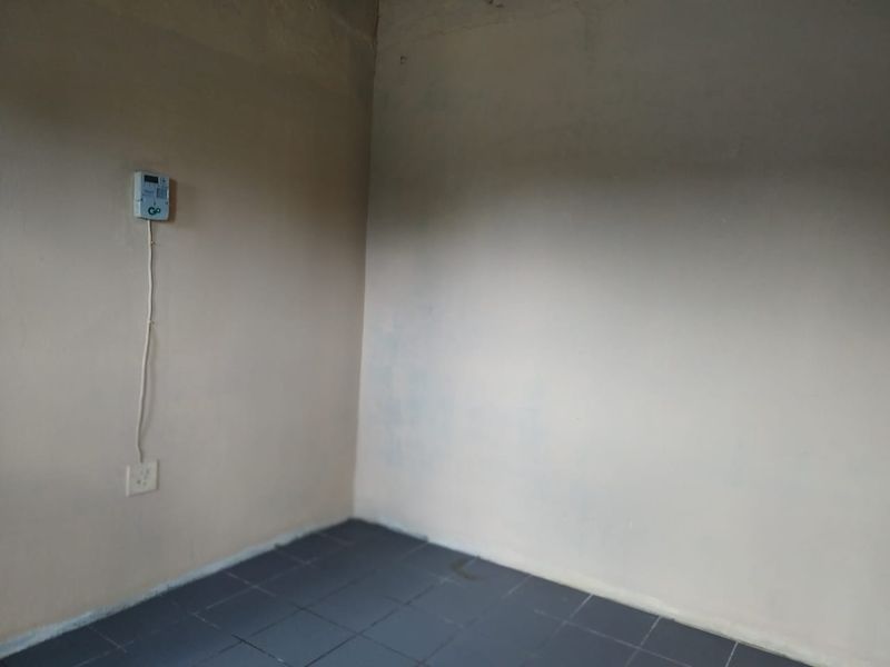 6 bedrooms for sale - Photo 4