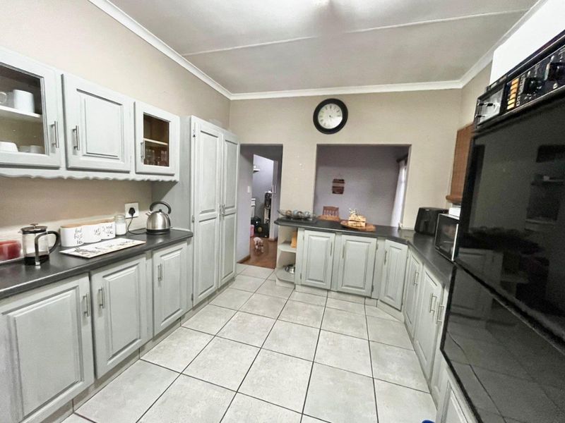 Beautiful 3 bedroom house - Photo 9