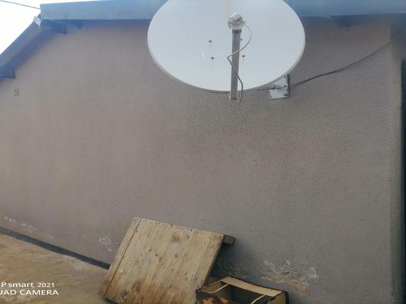 For Sale: Neat 2-Bedroom Home in a Convenient Location - Photo 6