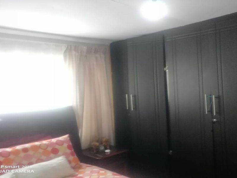 For Sale: Neat 2-Bedroom Home in a Convenient Location - Photo 5