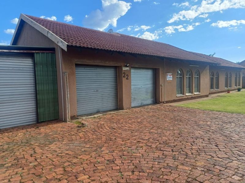 High-Potential Investment Property on 1,995 sqm Erf – Bedworth Park, Vereeniging - Photo 6