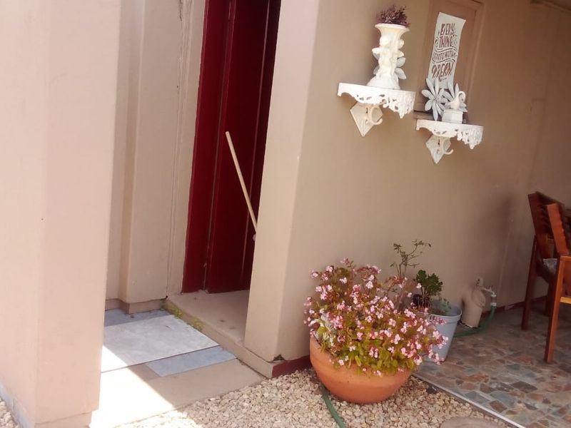 Beautiful 3-Bedroom Home for Sale in SE 1, Vanderbijlpark - Photo 7