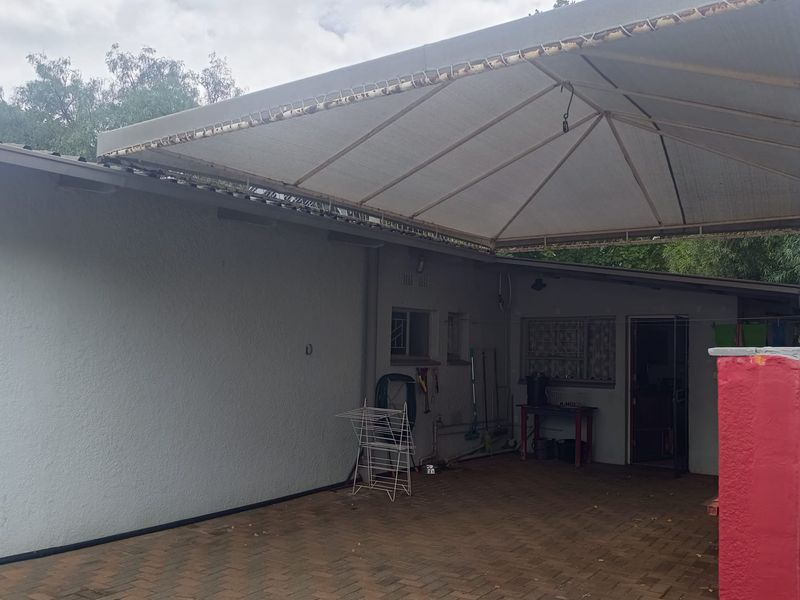 JUST LISTED | Spacious Family Home with Solar Features - Photo 4