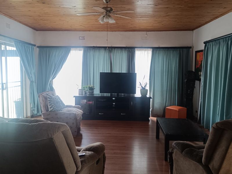 JUST LISTED | Spacious Family Home with Solar Features - Photo 9