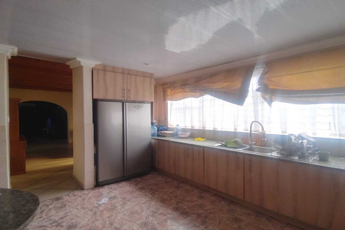 Secure, Spacious Living in Sonlandpark – Ideal Family Home - Photo 4