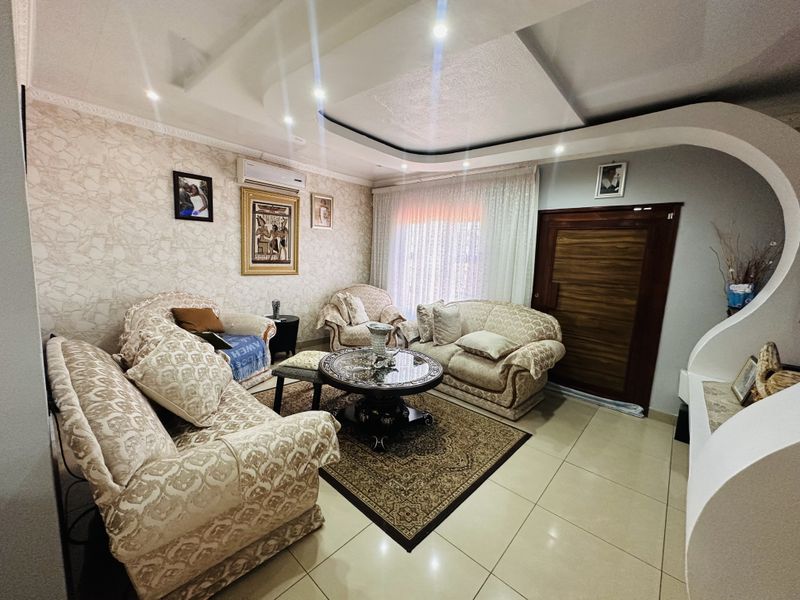 Safe and Secured home - Photo 8