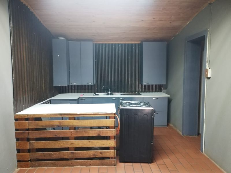 1 bedroom flat to let - Photo 8