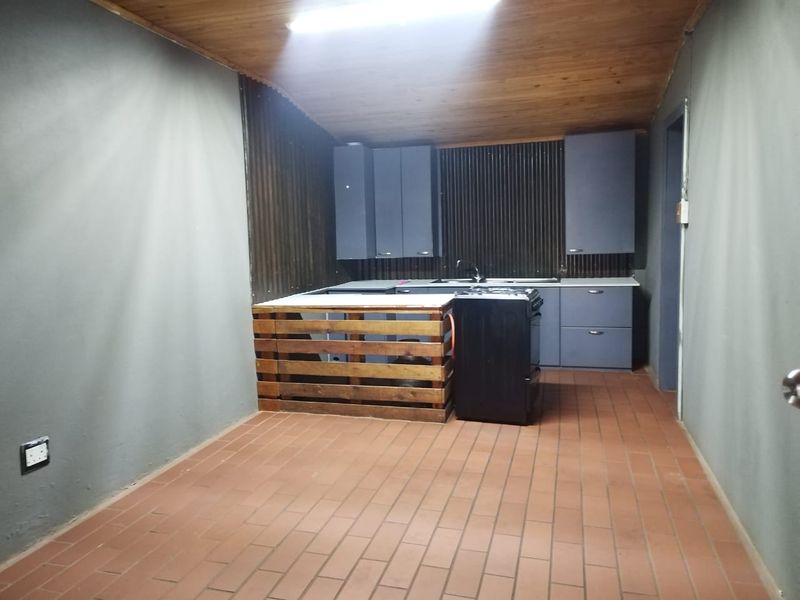 1 bedroom flat to let - Photo 1