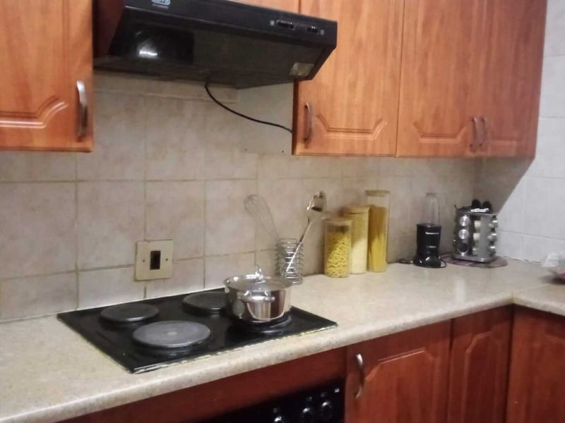second floor unit - Photo 4