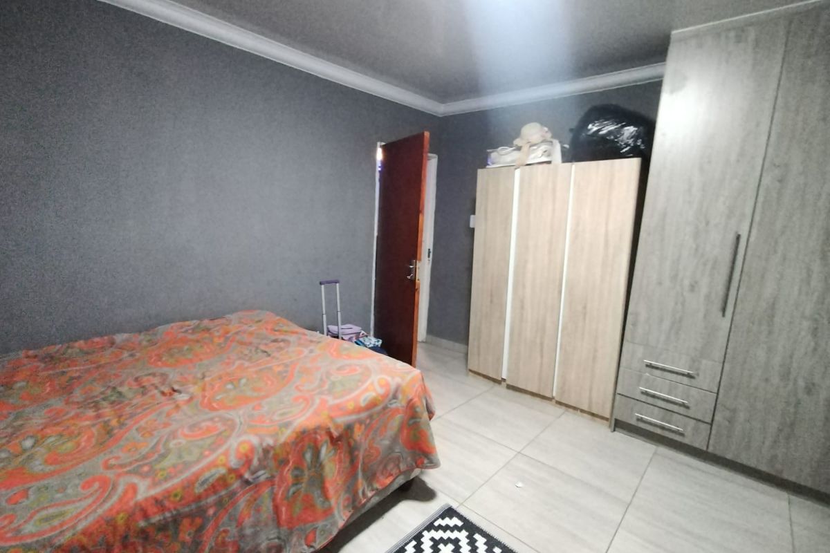 Exceptional Investment Opportunity! 🏡 - Photo 2