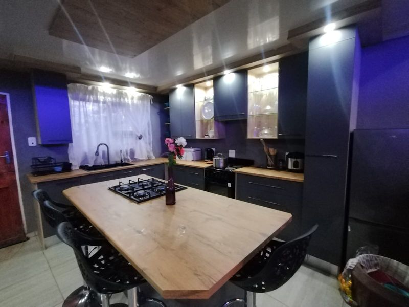 Exceptional Investment Opportunity! 🏡 - Photo 10