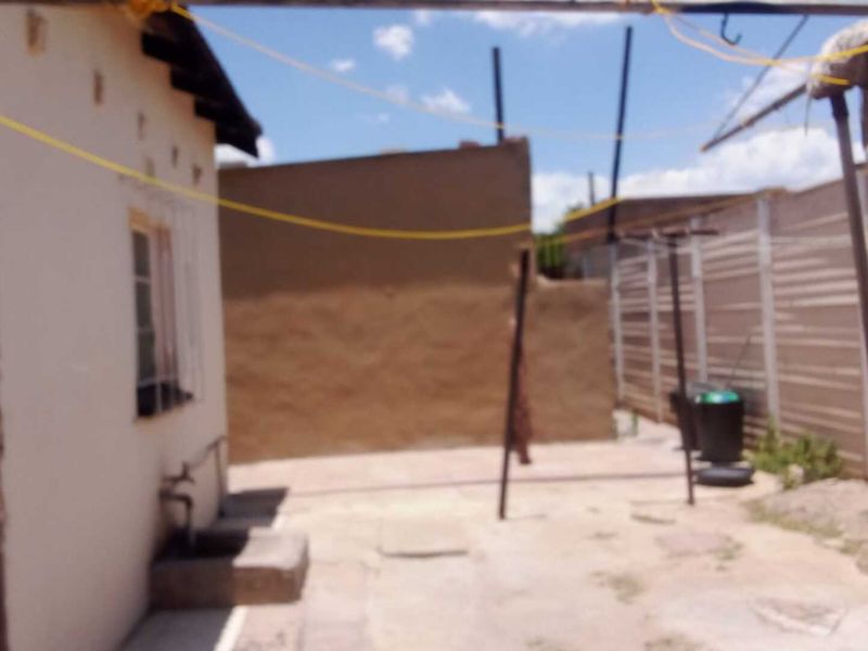 3 bedroom house - Photo 5