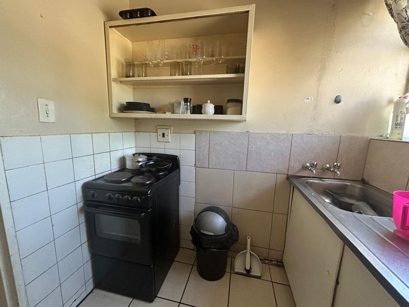 🏡  Flat for Sale** 🏡 - Photo 7