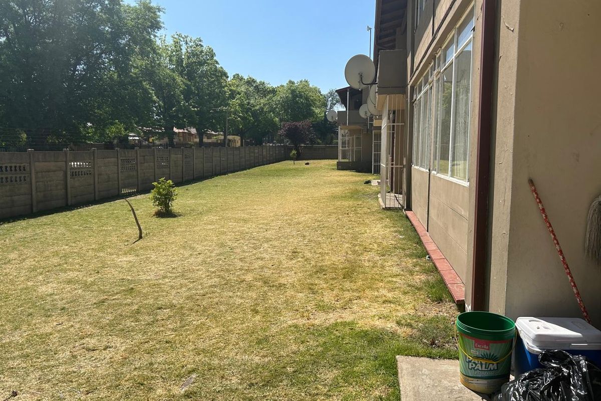 🏡 Flat for Sale 🏡 - Photo 2