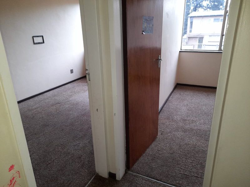 2 Bedroom flat for rent - Photo 4