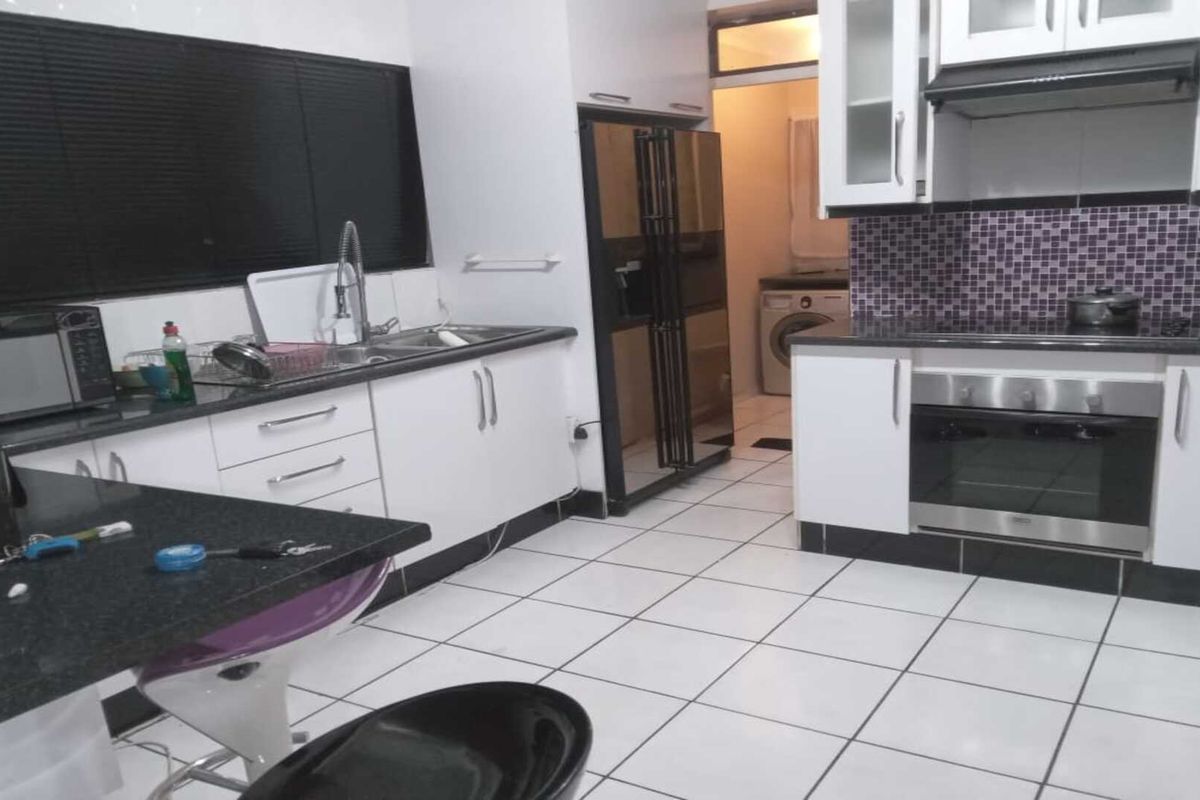Fully Furnished 3-Bedroom Rental in Sonland Park, Vereeniging - Photo 5