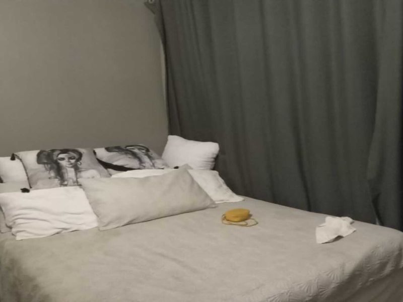 Fully Furnished 3-Bedroom Rental in Sonland Park, Vereeniging - Photo 3