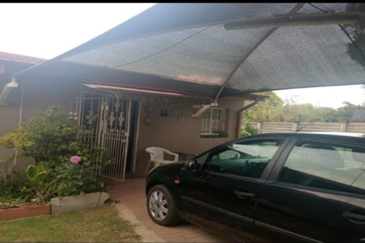 Deal of a Lifetime – 3 Bedroom Home with Flatlet in Sasolburg - Photo 4