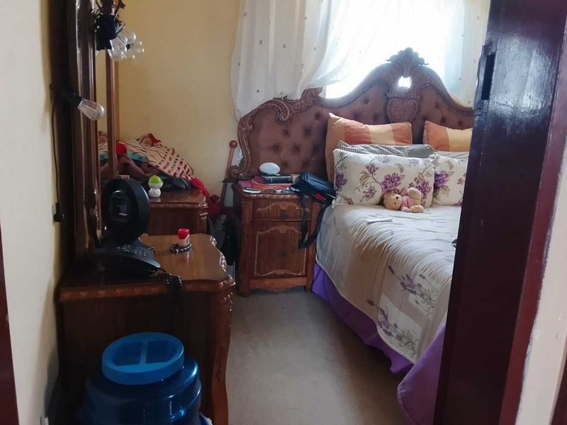 Spacious 2-Bedroom Home with Beautiful Garden - Photo 5