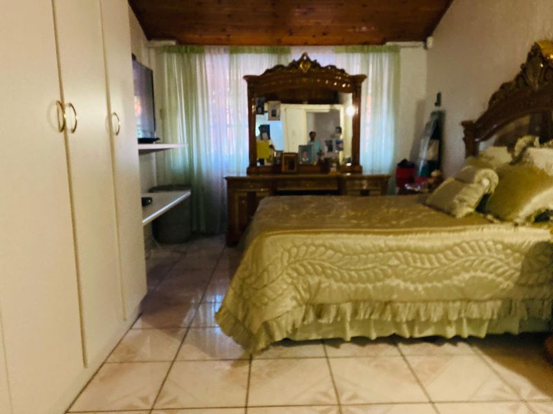 Spacious family home for sale - Photo 10