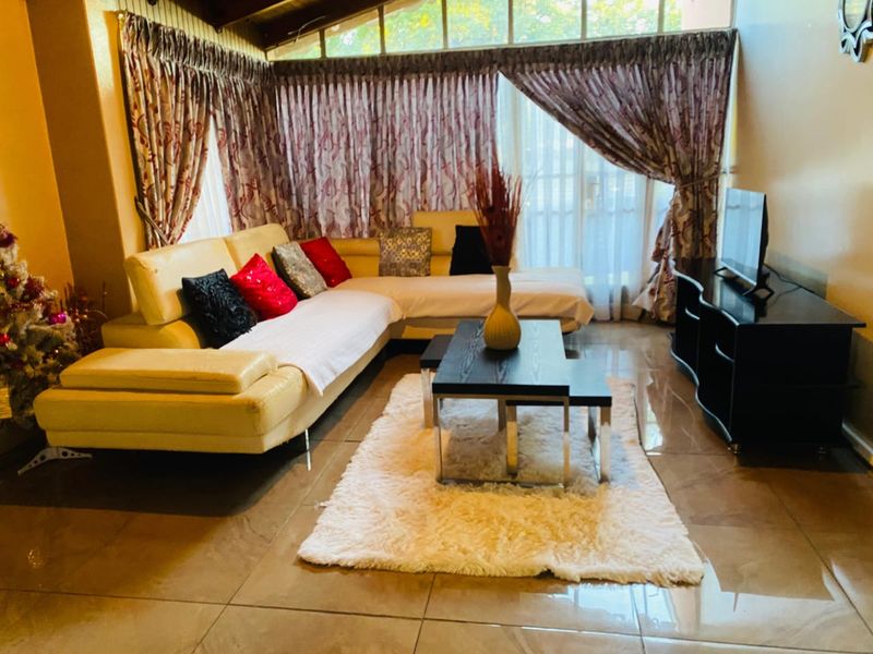 Spacious family home for sale - Photo 9