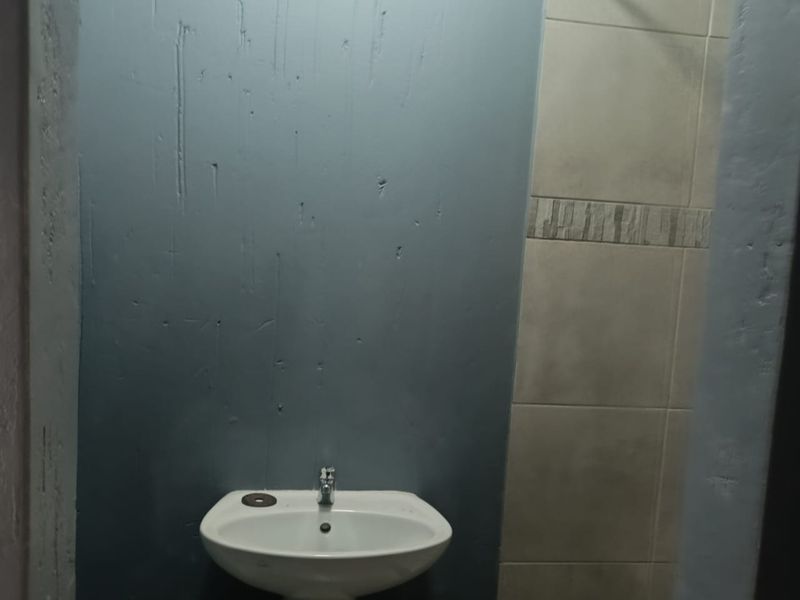 Investment / Rental Opportunity! 🏠 - Photo 1