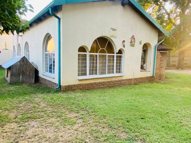 Spacious family home for sale - Photo 8