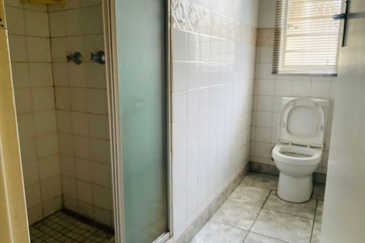 Spacious family home for sale - Photo 4