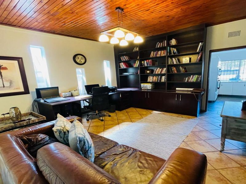 Luxury Modern Living | Off-Grid Excellence | SW5 Vanderbijlpark - Photo 6