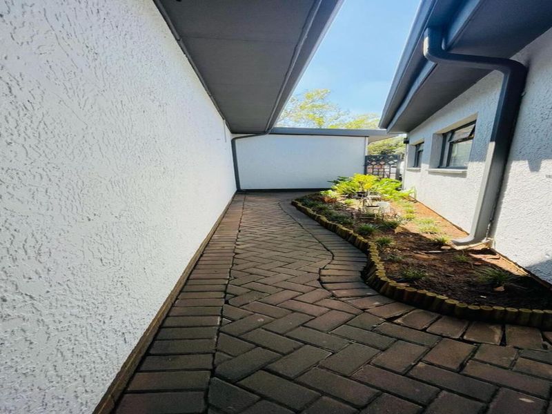 Luxury Modern Living | Off-Grid Excellence | SW5 Vanderbijlpark - Photo 3
