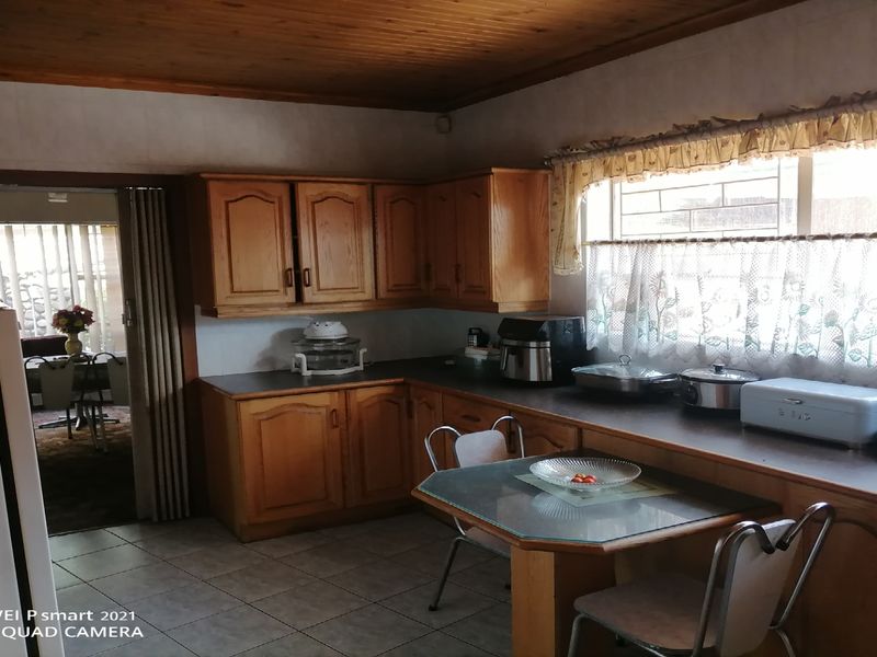 High-Yield Student Accommodation Opportunity | Next to VUT - Photo 6