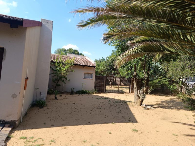 Spacious family home for sale - Photo 2