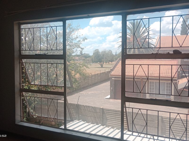 ✨ Beautiful 2 Bedroom Townhouse To Rent – Water & Electricity Included! ✨ - Photo 10