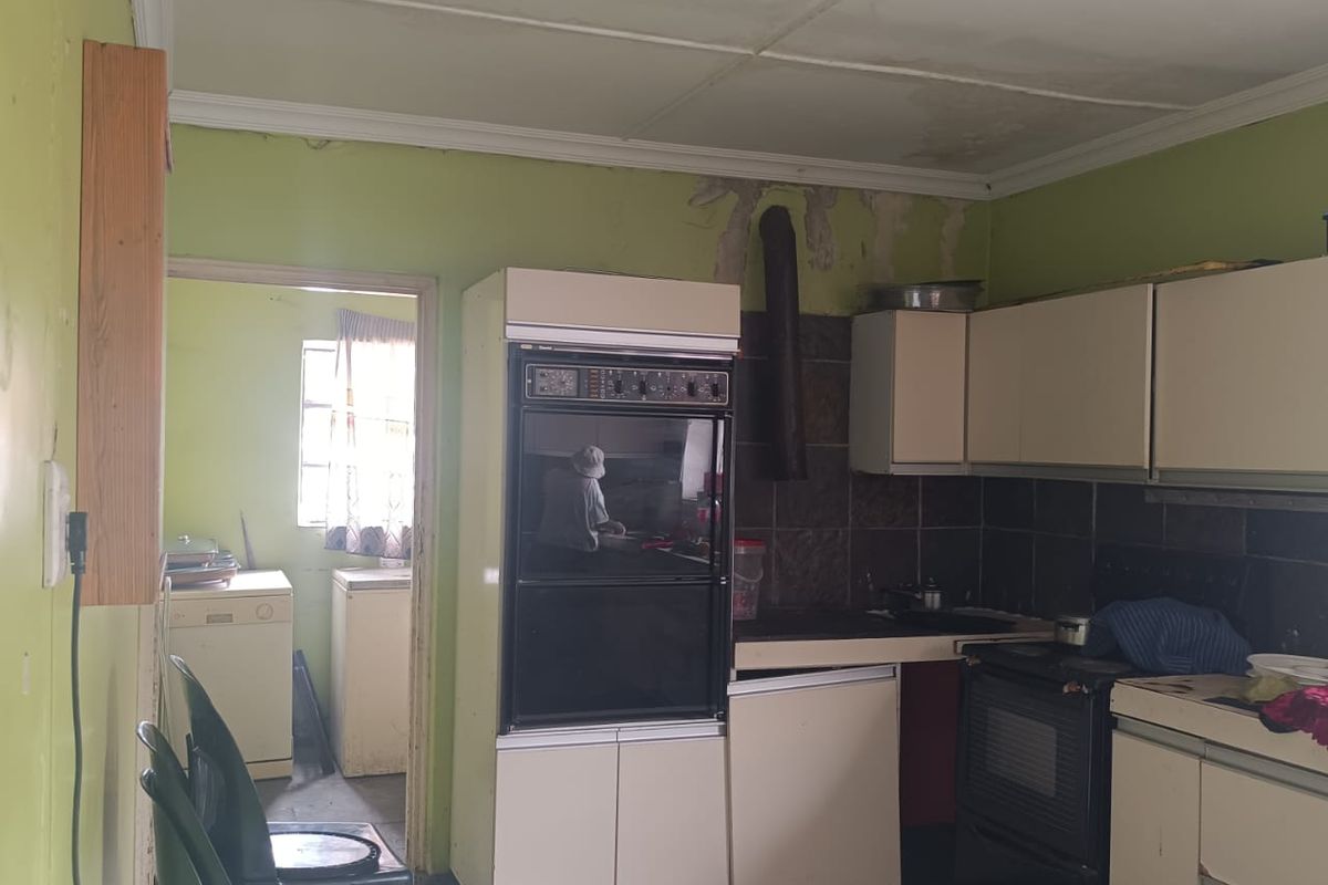 Spacious family home for sale - Photo 4