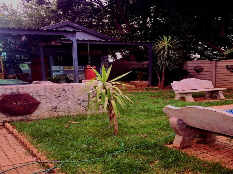 INVESTOR’S DREAM IN FALCONRIDGE – Exceptional Rental Income Potential! - Photo 6