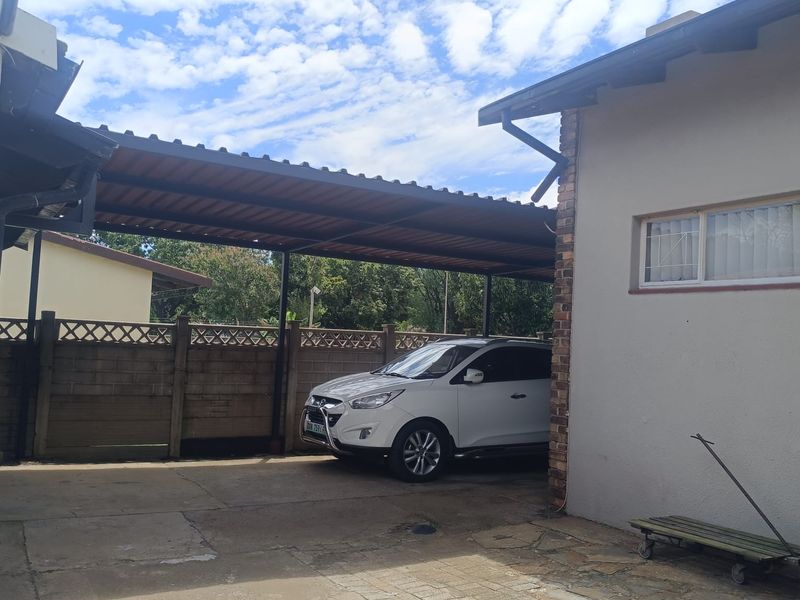 Spacious family home for sale - Photo 6