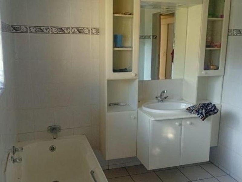 Spacious family home for sale - Photo 10