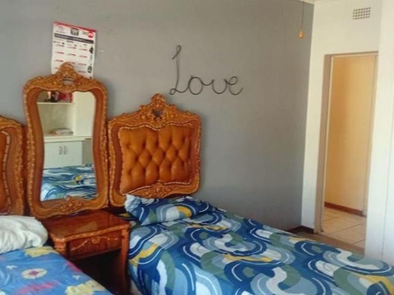 Spacious family home for sale - Photo 6