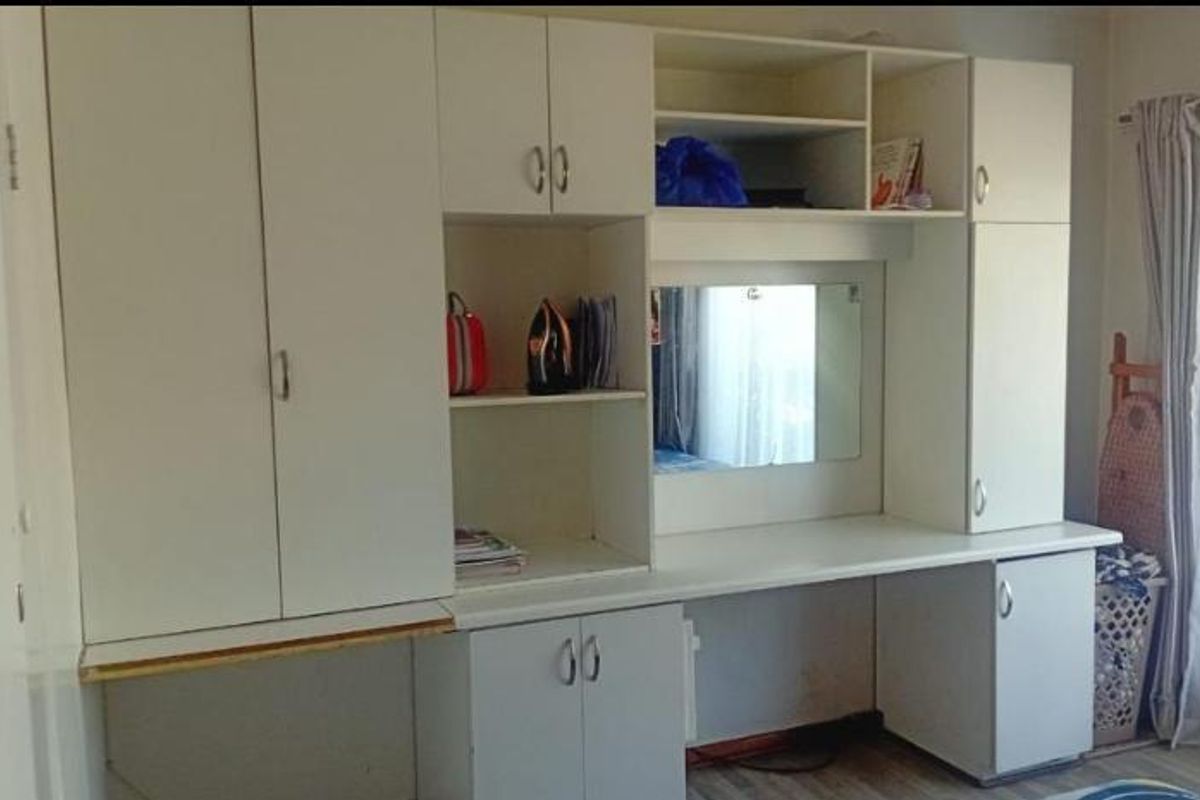 Spacious family home for sale - Photo 2