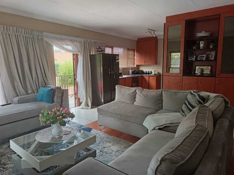 3 Bedroom Home for sale in Tuscany Villas, Vaaloewer -Near the River - Photo 10
