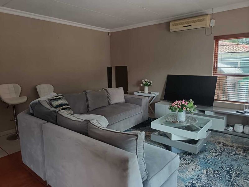 3 Bedroom Home for sale in Tuscany Villas, Vaaloewer -Near the River - Photo 7